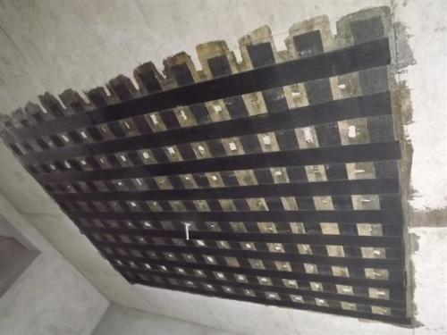 钢城楼板加固